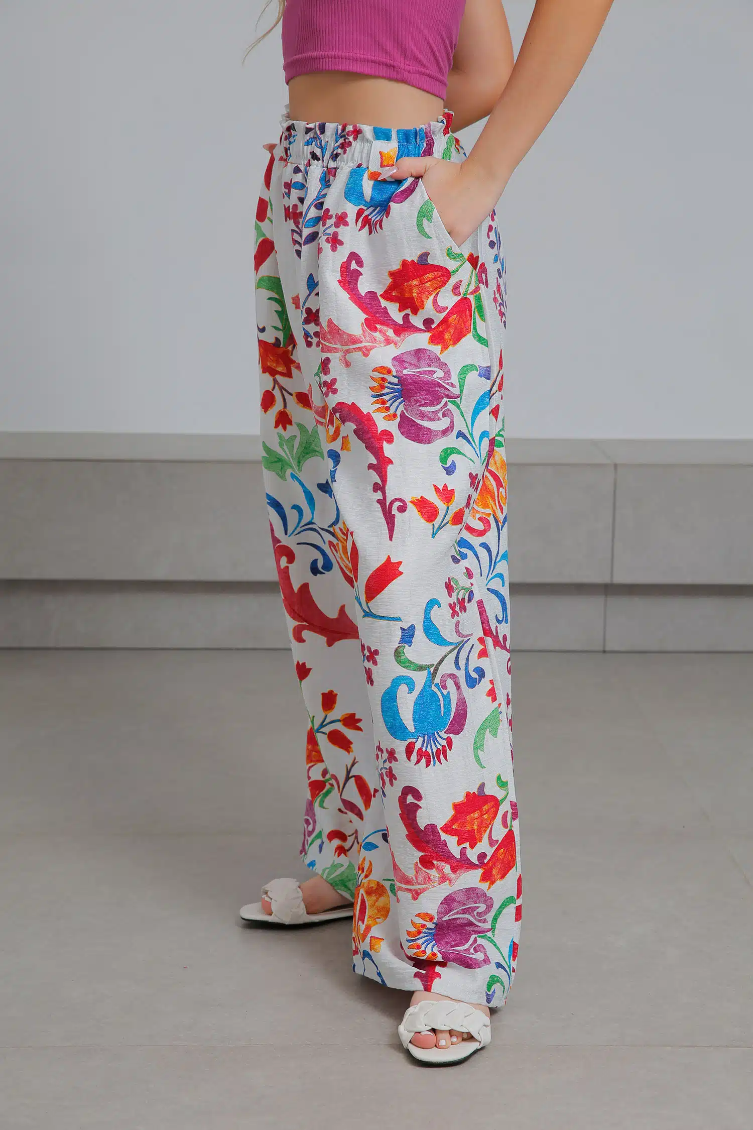 Flowered Pants 2 AMI8313 scaled