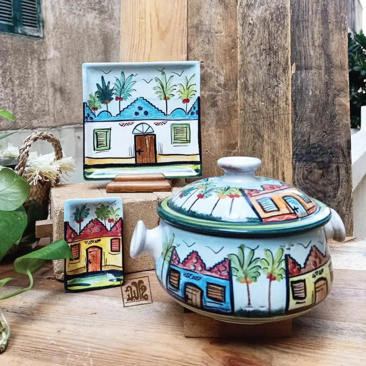 حلة خزف رسم يدوي نوبي 1 حلة خزف رسم يدوي نوبي