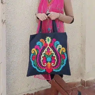 شنطة دك تطريز شغل شنيط