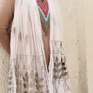 شال تل تطريز منسج.