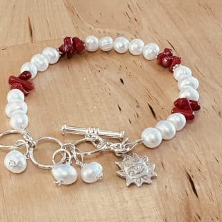 Sterling silver bracelet, pearl