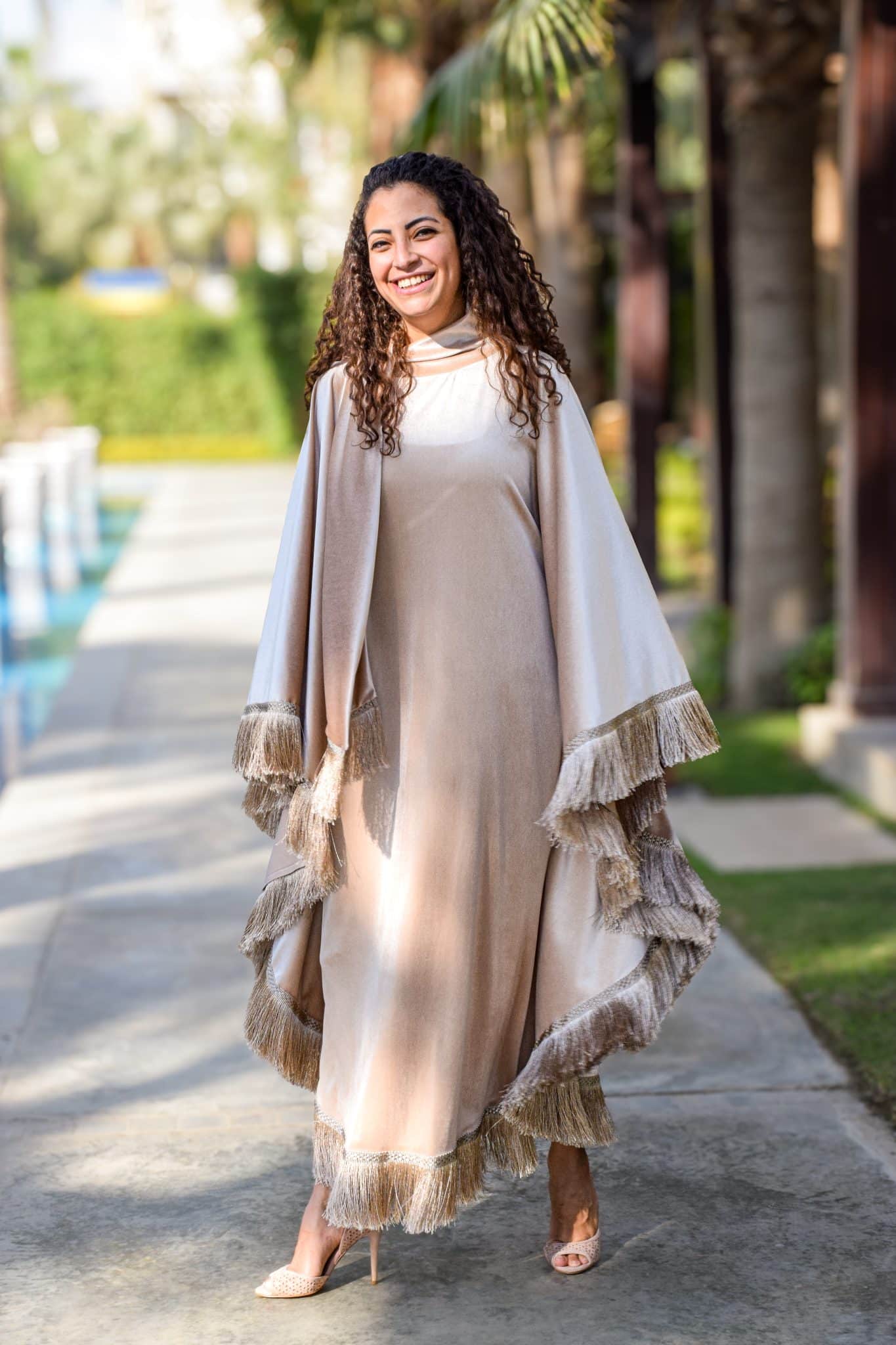 Creme cape abaya 1 Creme cape abaya