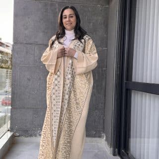 Beige kaftan