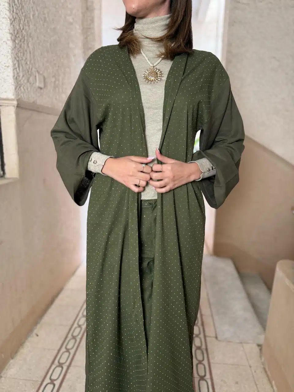 Glittering Oasis set - Olive Green 1 Glittering Oasis set - Olive Green