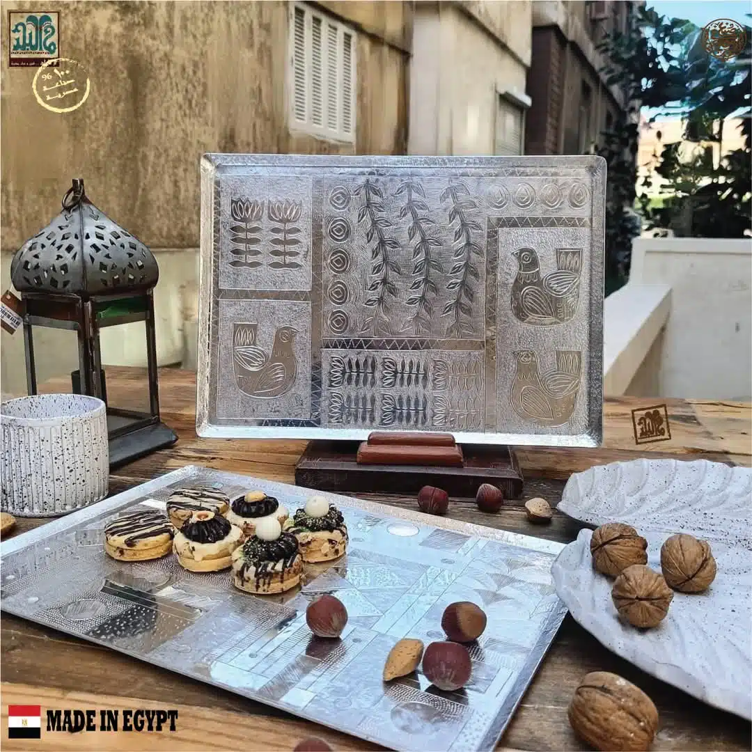 صينية مستطيلة الومنيوم نقش شعبى يدوى 2 a988780a eeec 44e1 8360 63333b2b071b