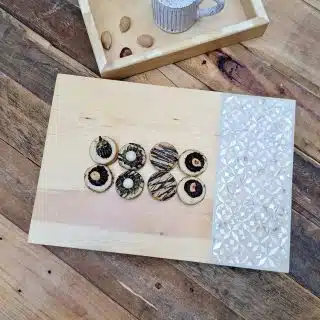 وحدة تقديم خشب سويد . بجزء صدف طبيعى .