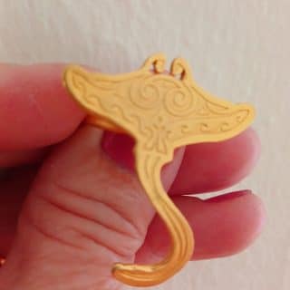 Goldplated 18k Mantaray ring