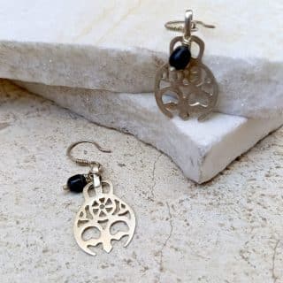 حلق سيوي نحاس مطلي فضه وحجر عقيق