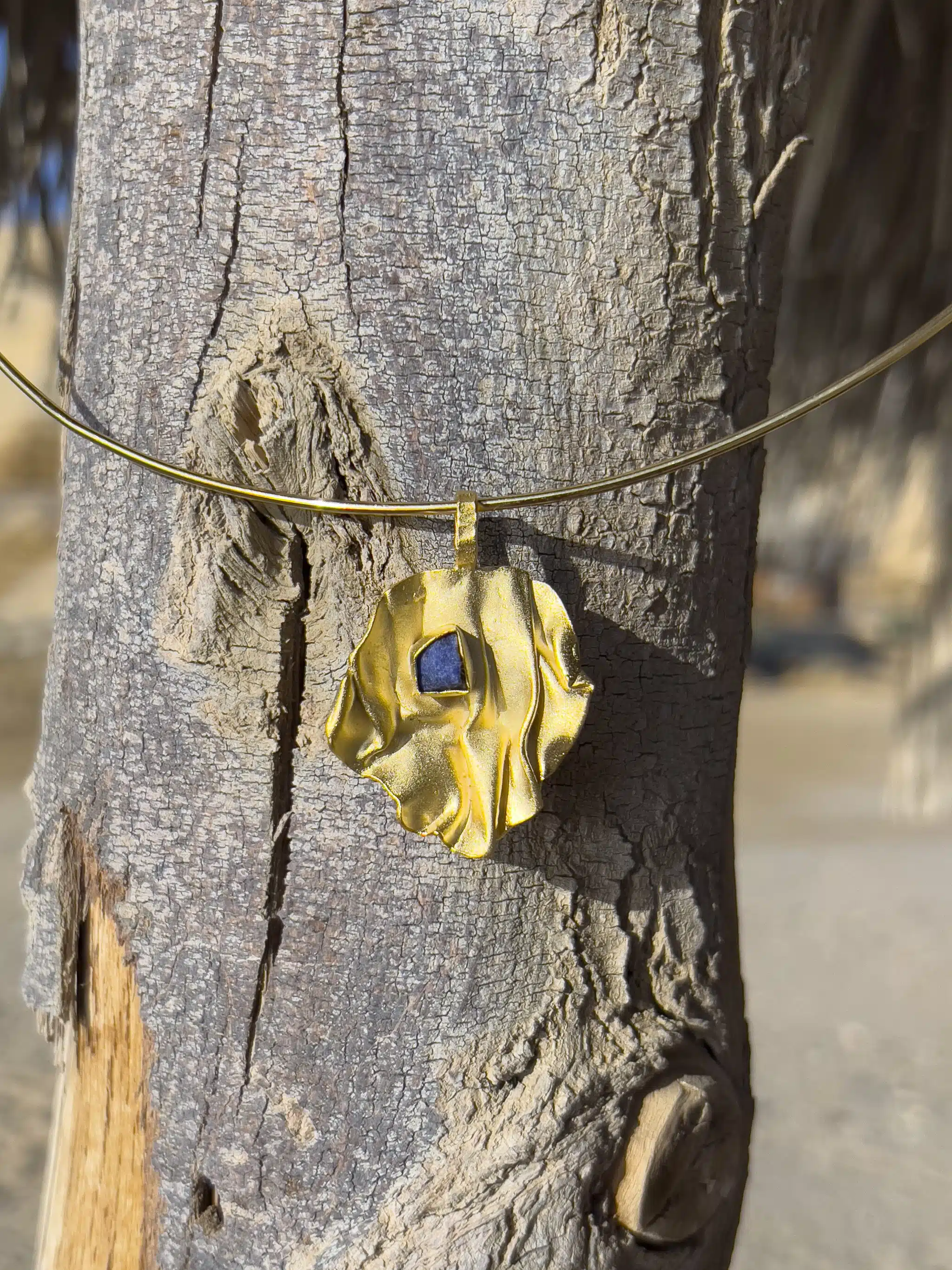 Handmade Gold Platted Sterling Silver Pendant with a Lapis Lazuli Gemstone (Code 946) 3 946 scaled