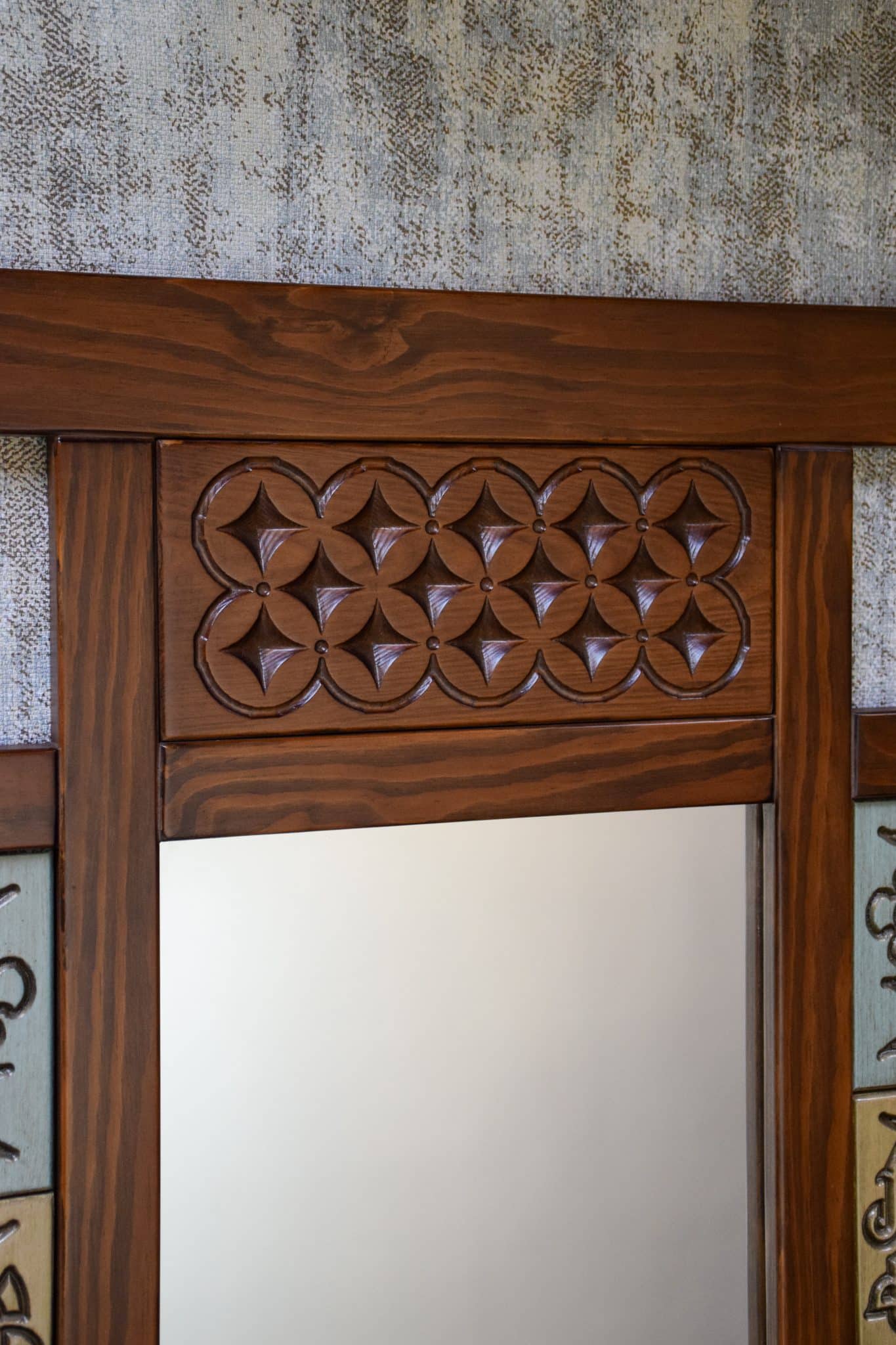 Barka Mirror frame 5 DSC 0197 scaled