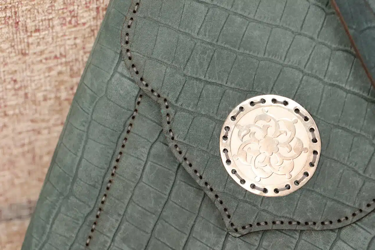 موديل زاد Cross Bag 7 IMG 20250424 WA0127