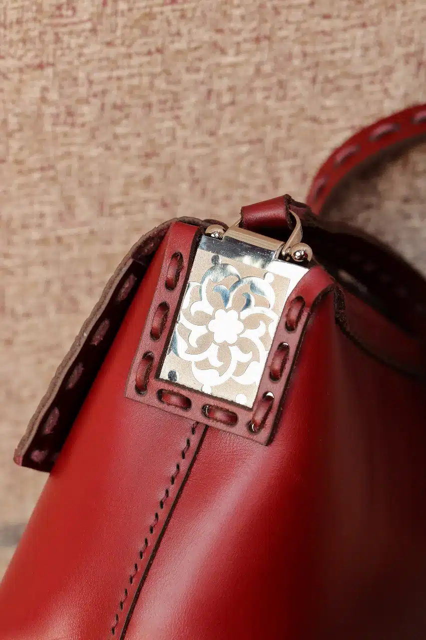 موديل زهرة الأندلس 13 IMG 20250424 WA0137