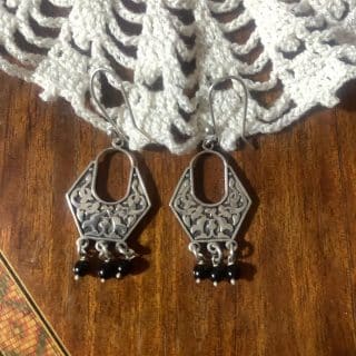 925 Silver Floral Onyx Earring