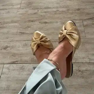 Leather bow mule