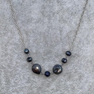 925 Silver Black Pearl & Black Seashells Necklace