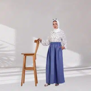 Two-Piece-Modest-Set:-Floral-Blouse-&-Blue-Denim-Skirt