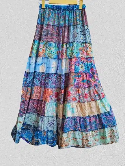 Skirt patchwork 4 b414840d 3d69 4fd4 bc82 fc53f47e8868