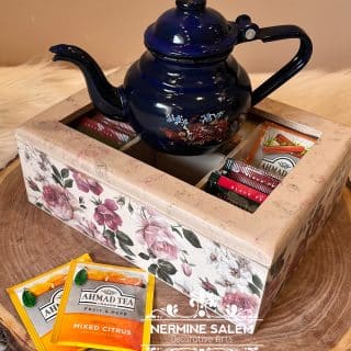 Floral tea box