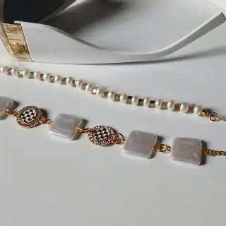 Multi Pearls stones glasses chain