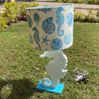 Sea Horse Side lamp / Sea Horse Chapeau