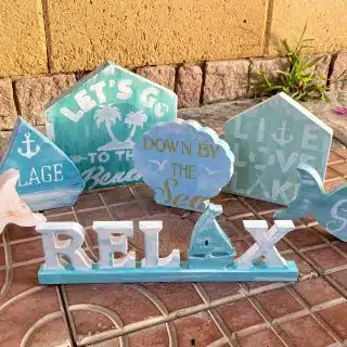 Summer Decor Stands (6)