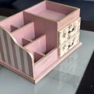 Pink makeup organize decoupage
