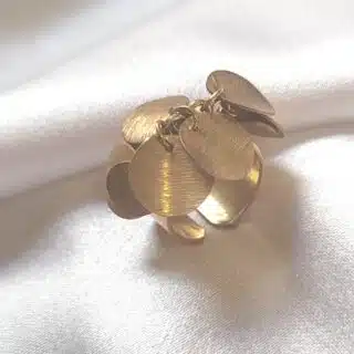 خاتم من النحاس كوينز