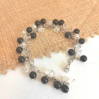 انسيال من الأحجار الكريمة و الكريستال