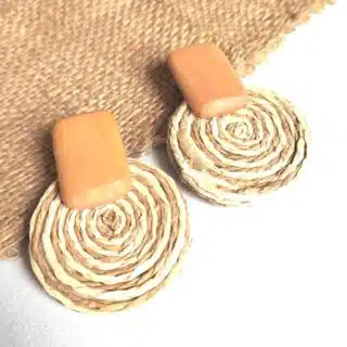 حلق من الخيوط الخيش. هاند. ميد