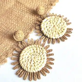 حلق من الخيوط الخيش. هاند. ميد