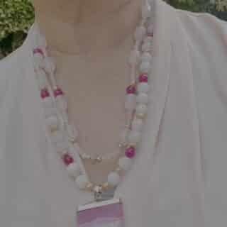 Pink summer necklace, rose quartz & lava gold.