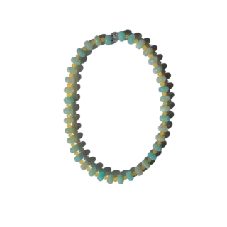 Hand-beaded Citrine Skies Necklace No.01 in butter yellow agate stones blue stones A soft summer day, captured in stone. Inspired by the golden warmth of citrine sunsets and the tranquility of clear skies. Blends butter yellow and sky blue tones in a dreamy, refreshing palette. Handcrafted with butter yellow natural jade gemstones and finished with 925 sterling silver clasp. -Material: Natural jade stones - Length: 42 cm - 925 sterling silver clasp