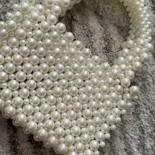 white Pearl beaded bag