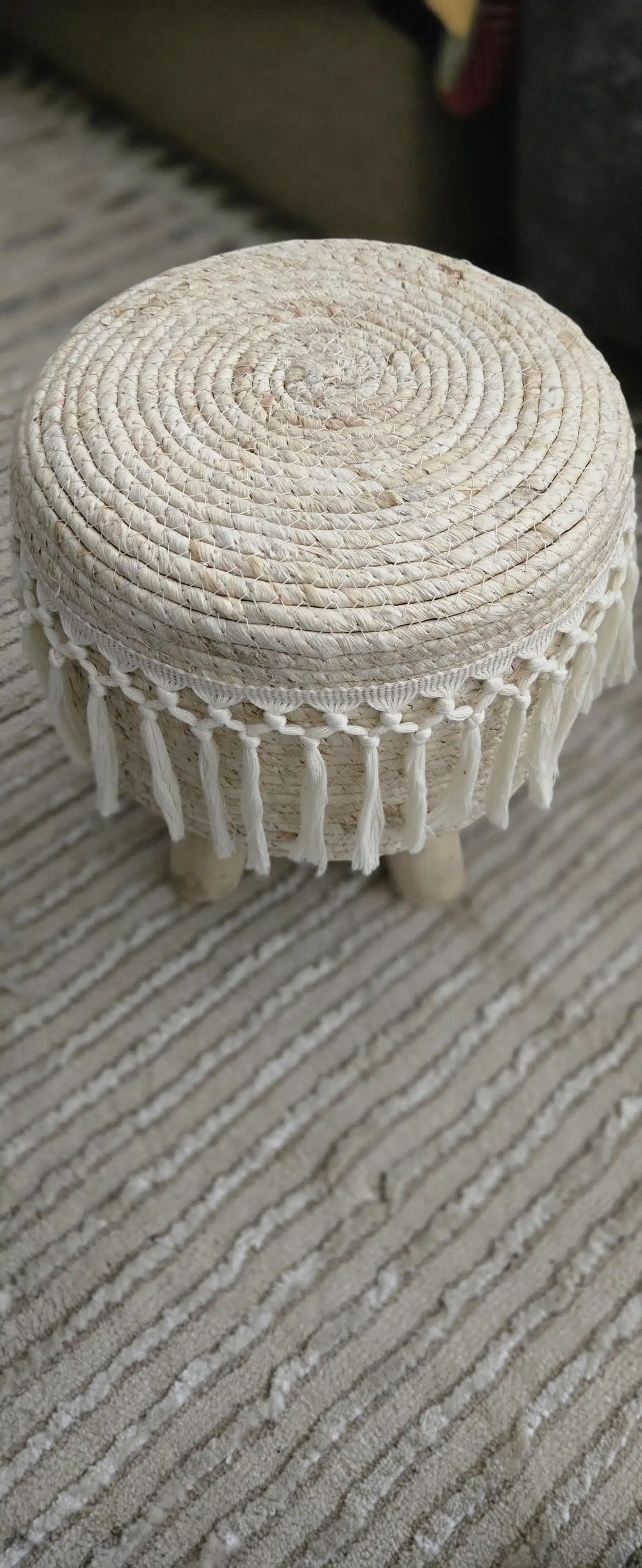 Natural Seagrass Pouffe - cozy chair 3 Natural Seagrass Pouffe 03 scaled