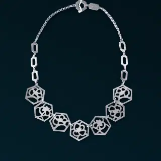 Sterling silver necklace with flower motifs