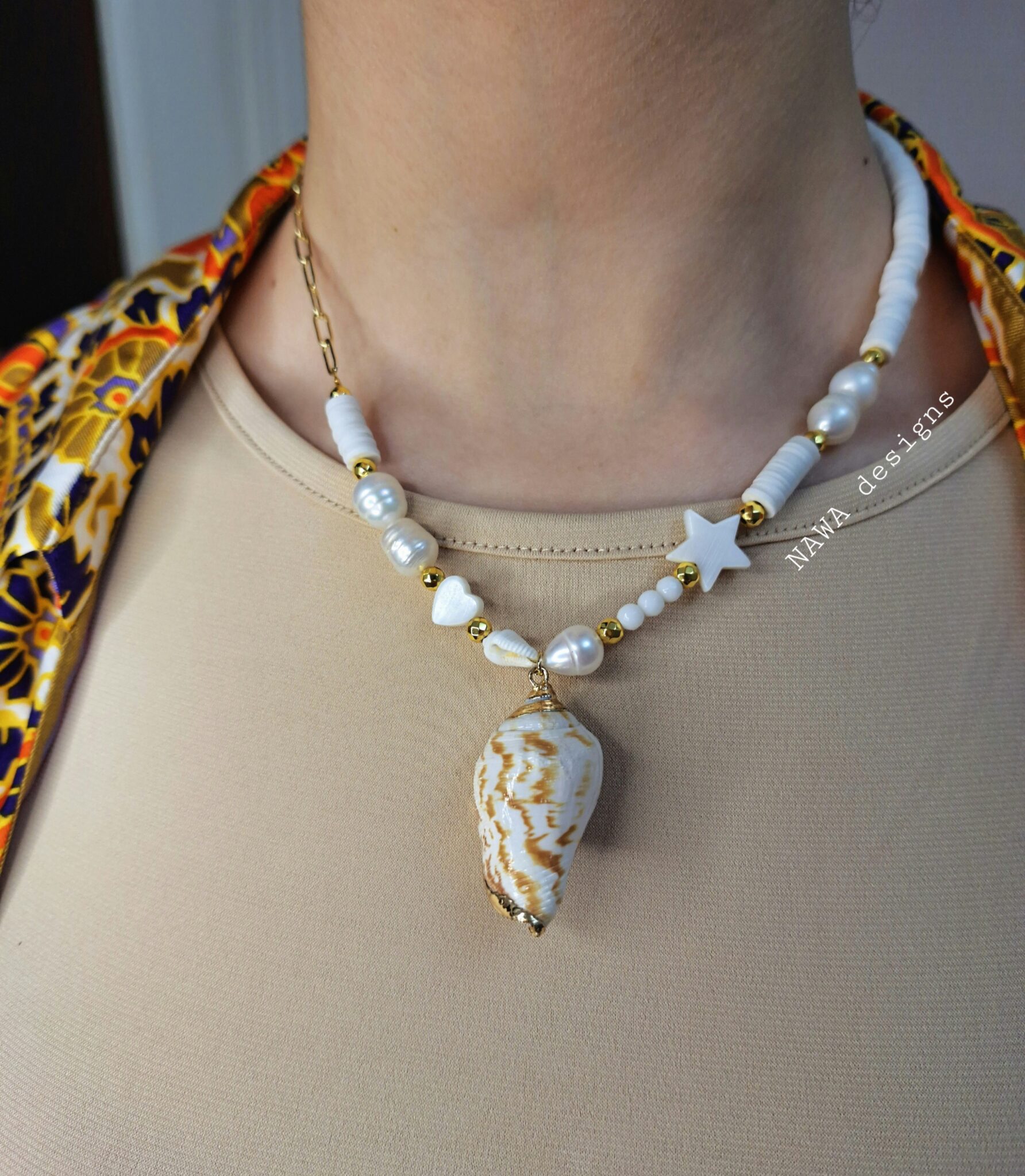 White shell necklace 3 20231118 1346532 scaled