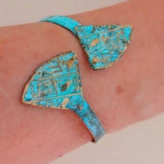 Bluerust pyramid cuff