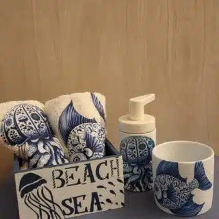White and blue beach bathroom set