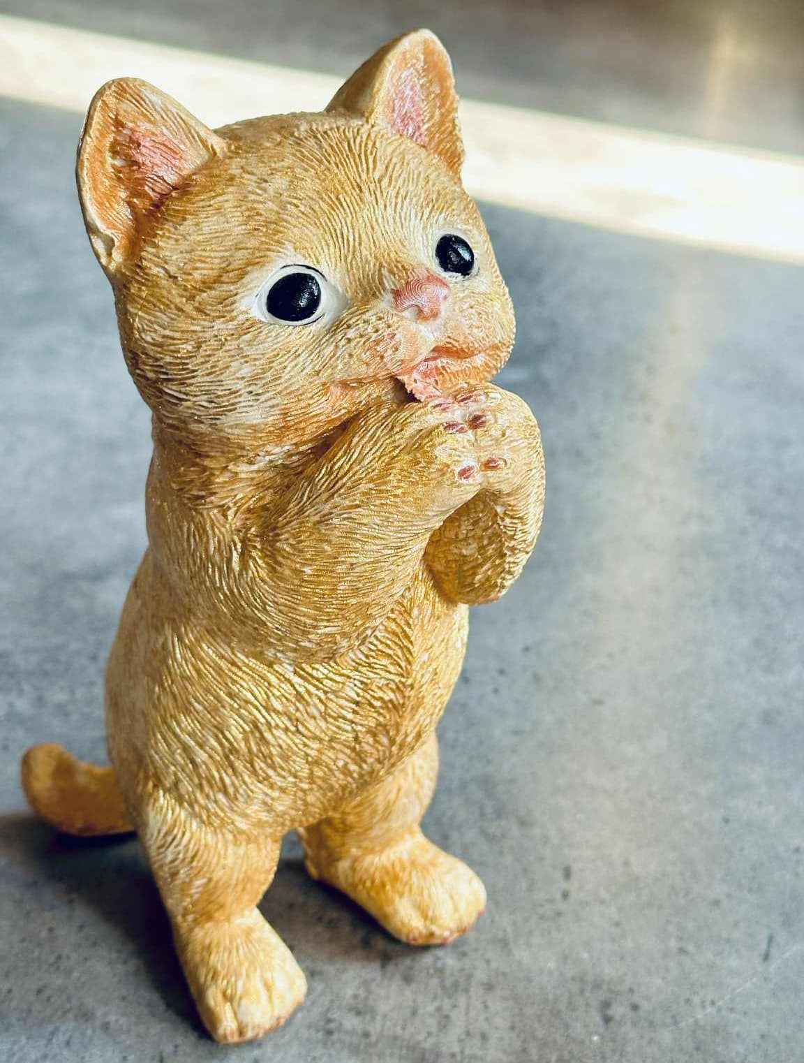 Decorative cat Figurines 5 Golden Decorative Cat Figurine
