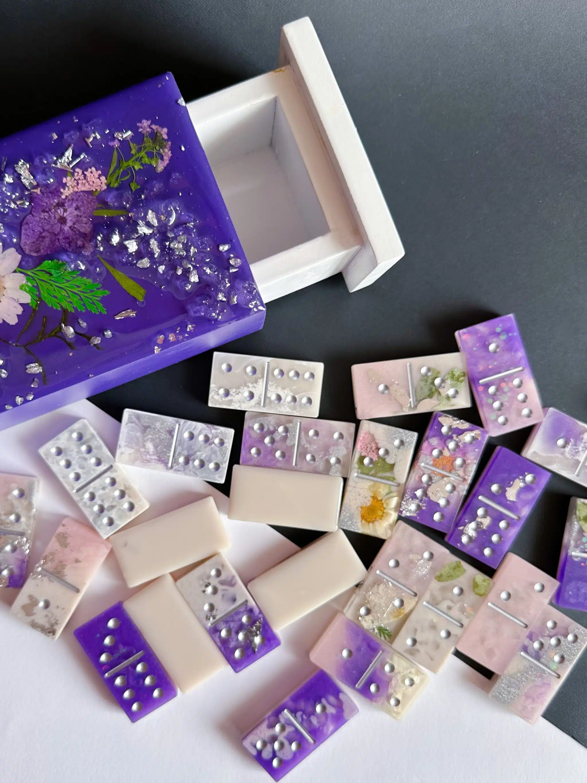 Moonblossom Domino Set 10 ECF88B57 98B6 45F8 A0D9 058983035197 scaled