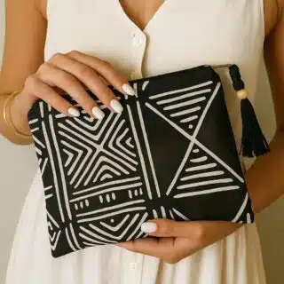 Noly clutch black & white