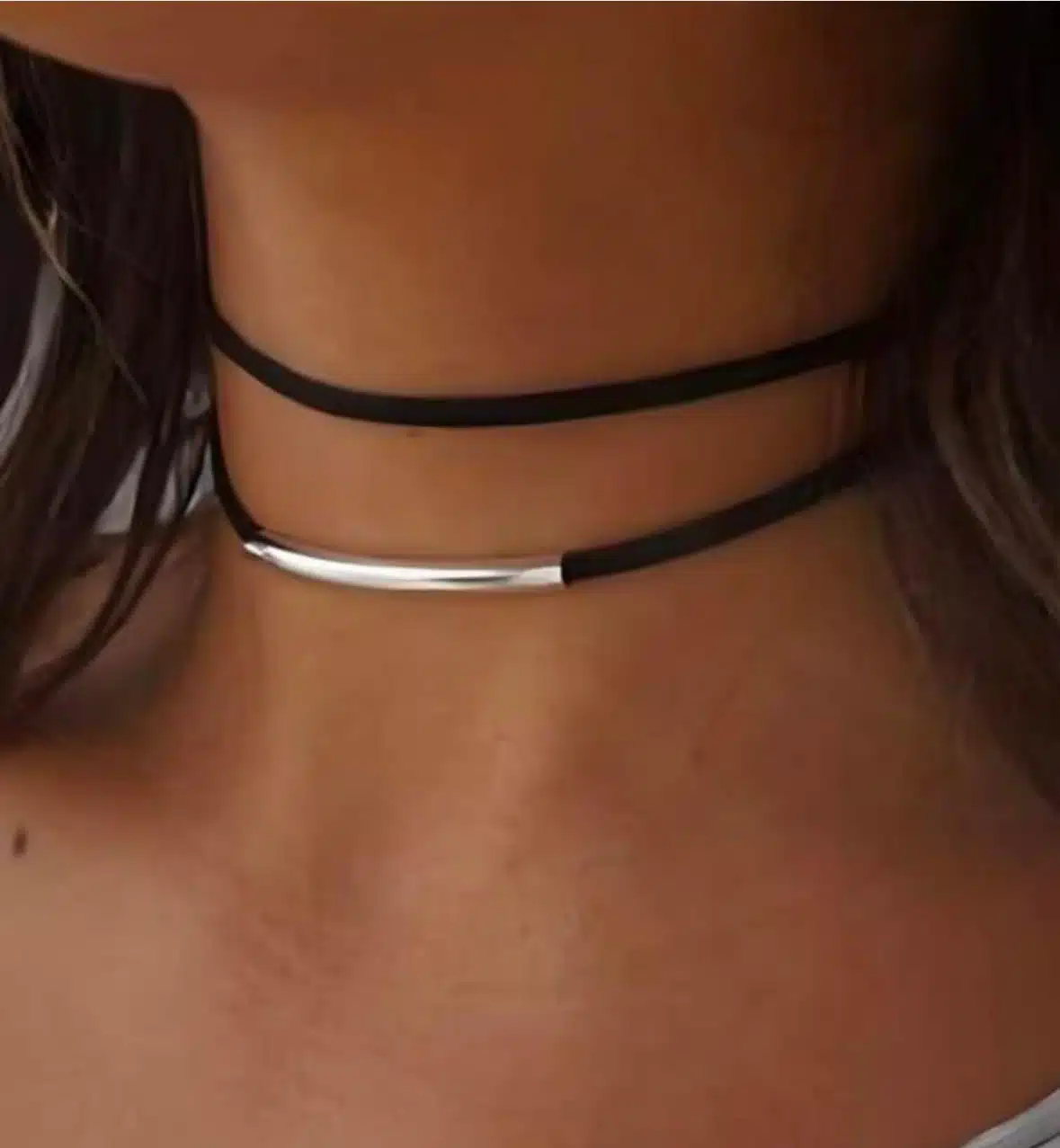 Collar Gothic Black 1 Collar Gothic Black