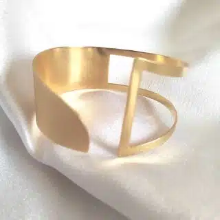 اسورة من النحاس.المطلي.دهب