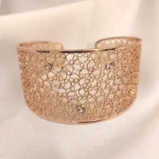 اسورة من الاستانلس. طلاء. دهب