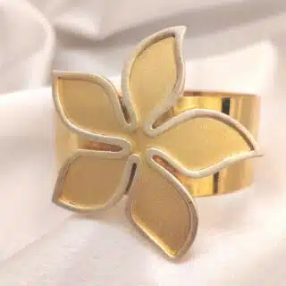 اسورة من النحاس.المطلي.دهب وفضة