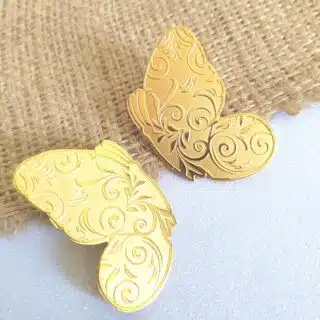 حلق من النحاس المطلي. دهب