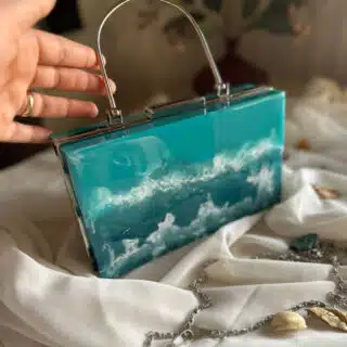 Ocean Resin clutch