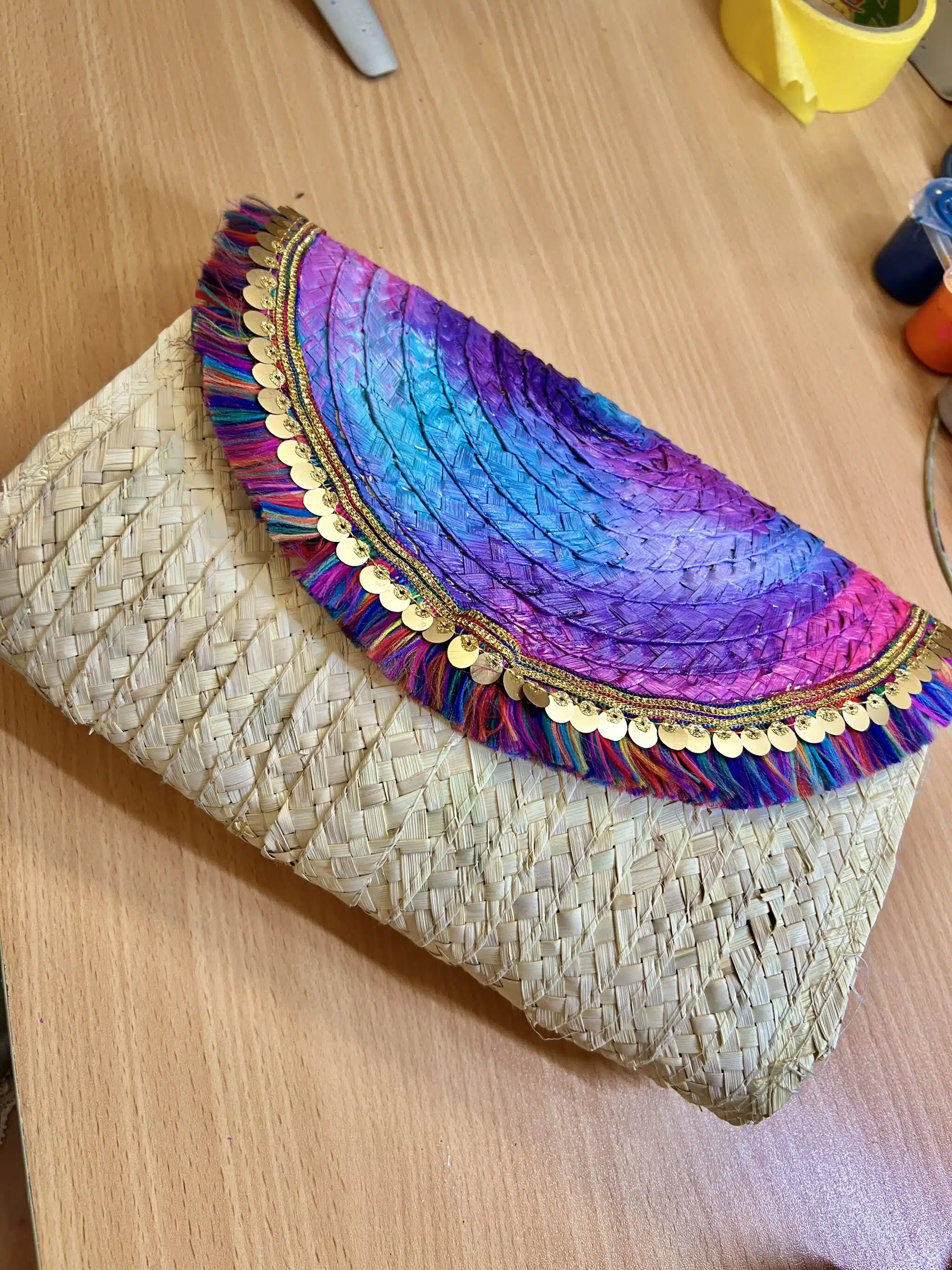 Fish scale clutch 1 Fish scale clutch