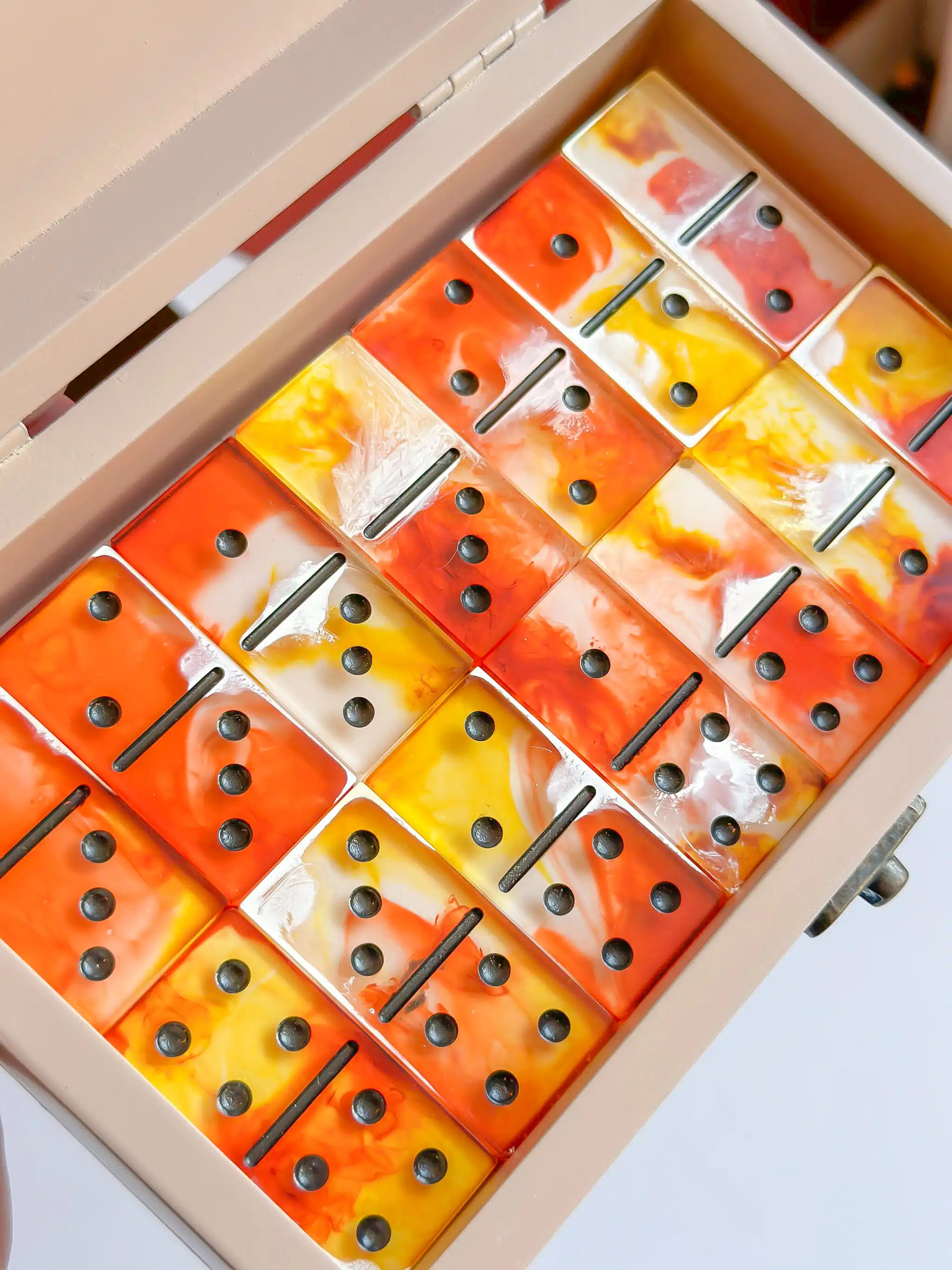 Sunflare Domino Set 9 IMG 5271 scaled