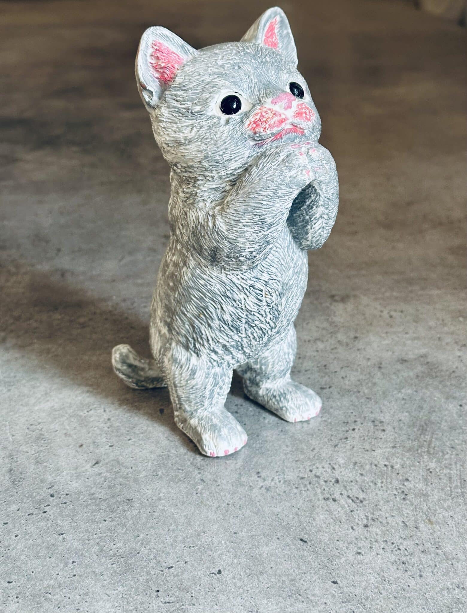 Gray Cat Decorative Figurine